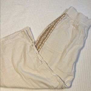 Aerie Cream Wide Leg Pants with High-Waisted Design